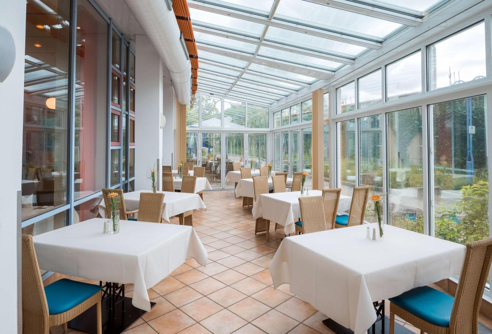 Best Western Plus Palatin Kongresshotel Wiesloch Eksteriør bilde